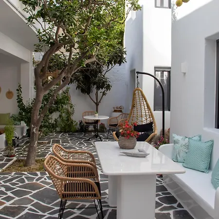 Juliano Luxury Apartments, Port Of Naxos *