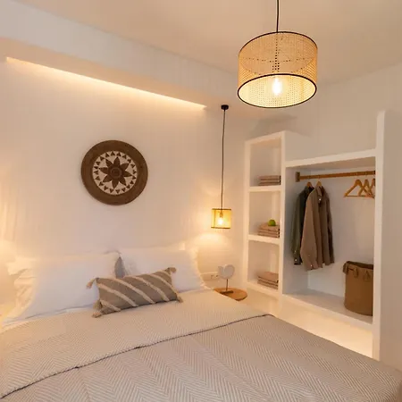 Juliano Luxury Apartments, Port Of Naxos * Naxos City