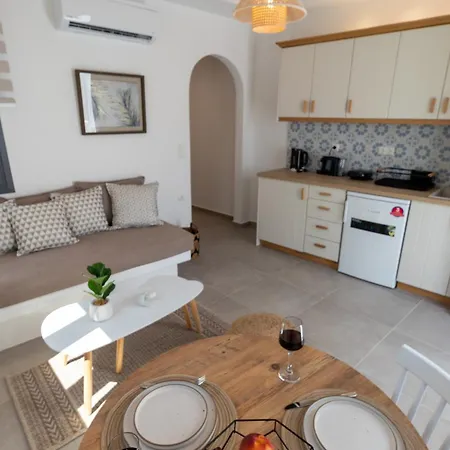 Juliano Luxury Apartments, Port Of Naxos * Naxos City