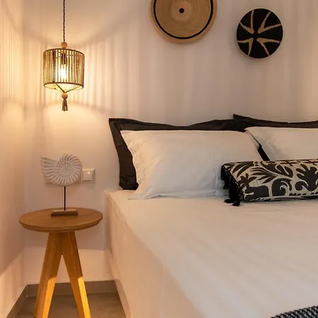 Juliano Luxury Apartments, Port Of Naxos דירה