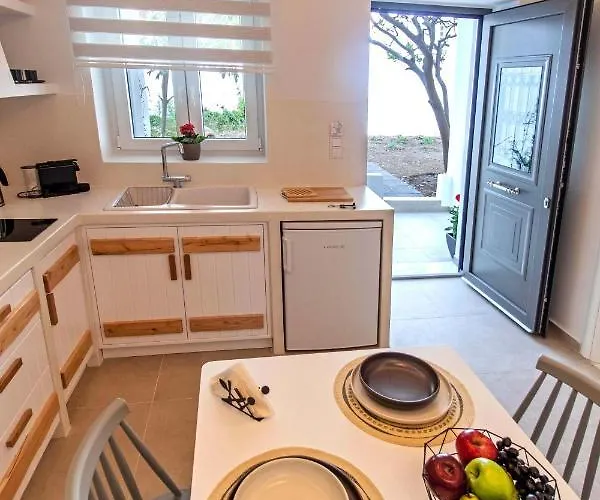 Juliano Luxury Apartments, Port Of Naxos Apartment *