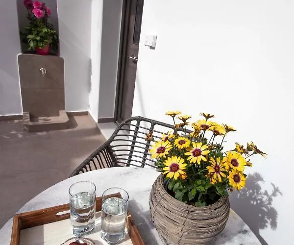 Juliano Luxury Apartments, Port Of Naxos Apartment